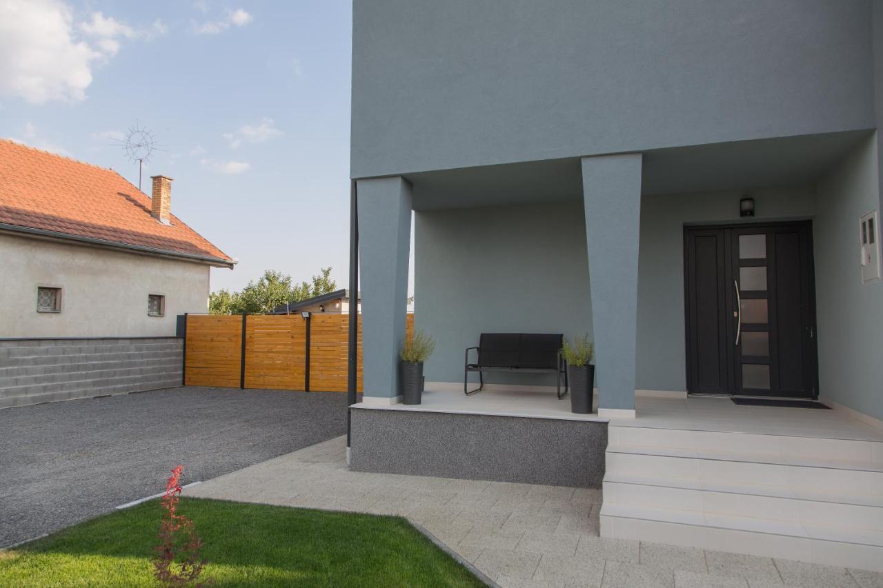 Holiday Home Thesaurum Karanac Exterior foto